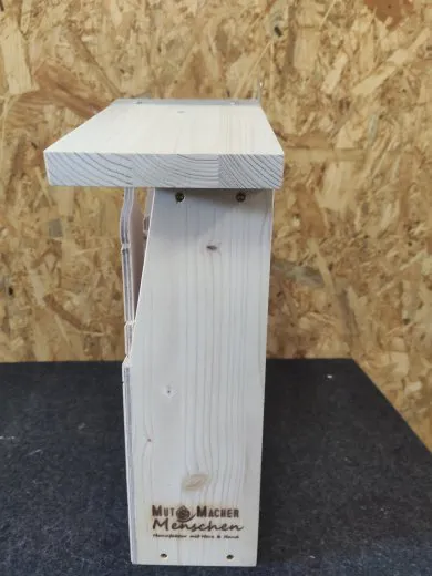 Wildbienenhaus "Rathaus"