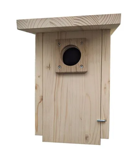 Nistkasten, verschiedene Lochgrößen, mit Aufhackschutz
