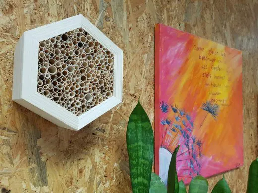 Wildbienenhaus Wabe mittel